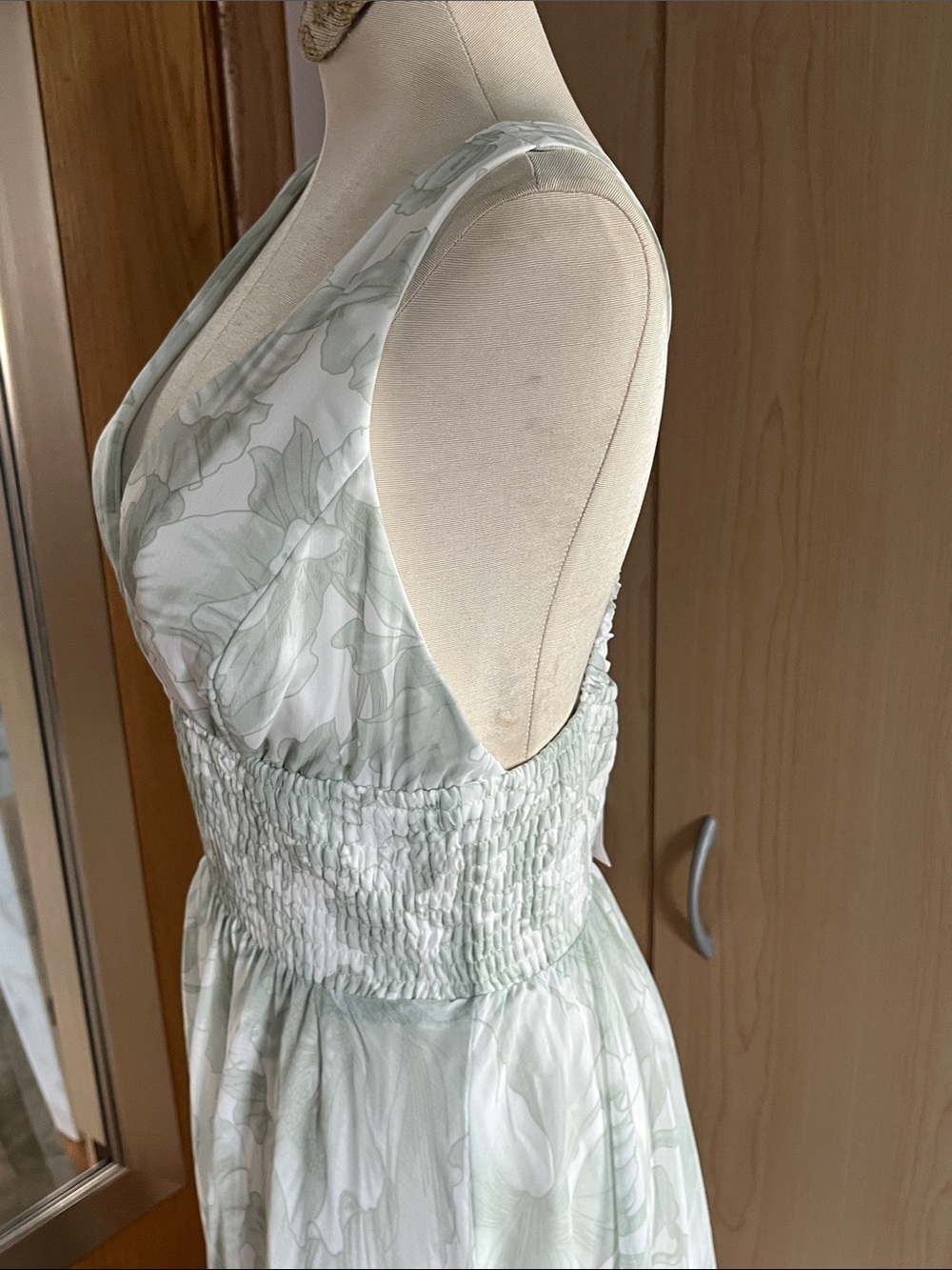 Baltic Born Sienna Light Sage Floral Maxi Dress with Smocked Waist size M NWT - Picture 9 of 17